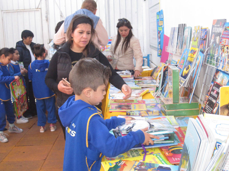 Feria del Libro TOTS