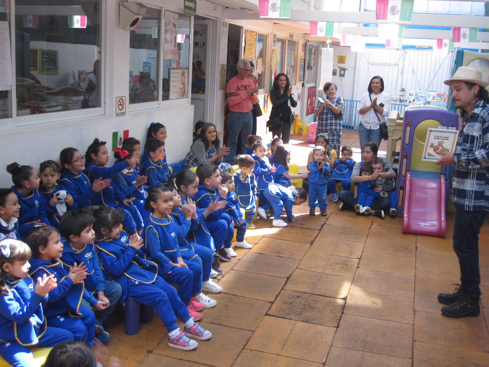 Feria del Libro TOTS